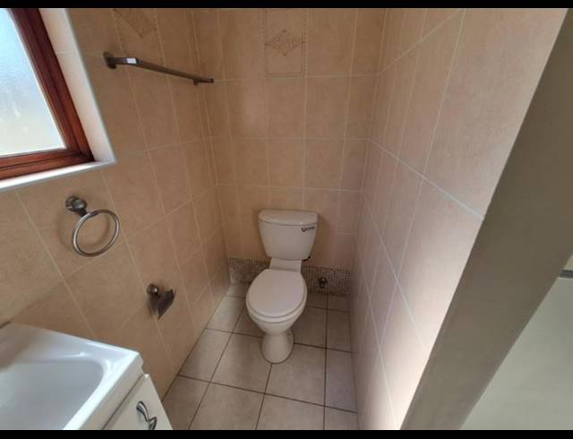 3 BEDROOM HOUSE TO LET IN WEST BEACH